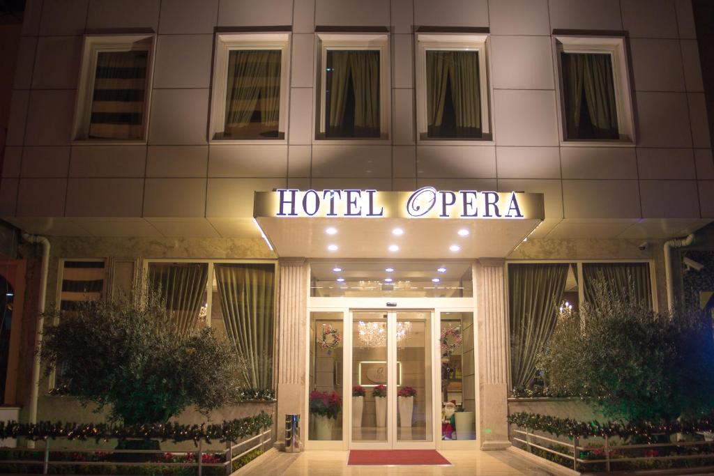Hotel Opera ⭐⭐⭐⭐